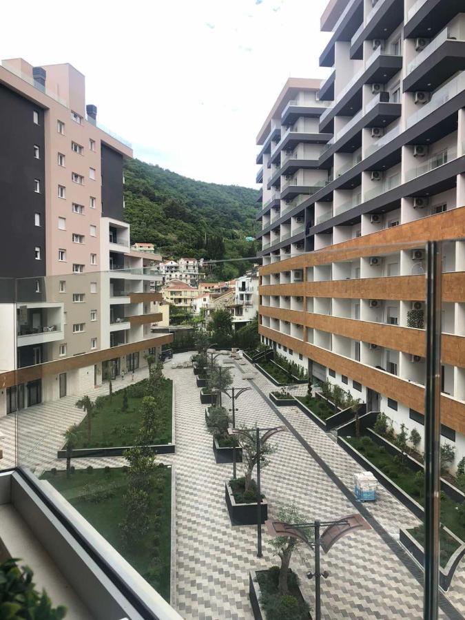 Nina'S Apartment Budva Zewnętrze zdjęcie